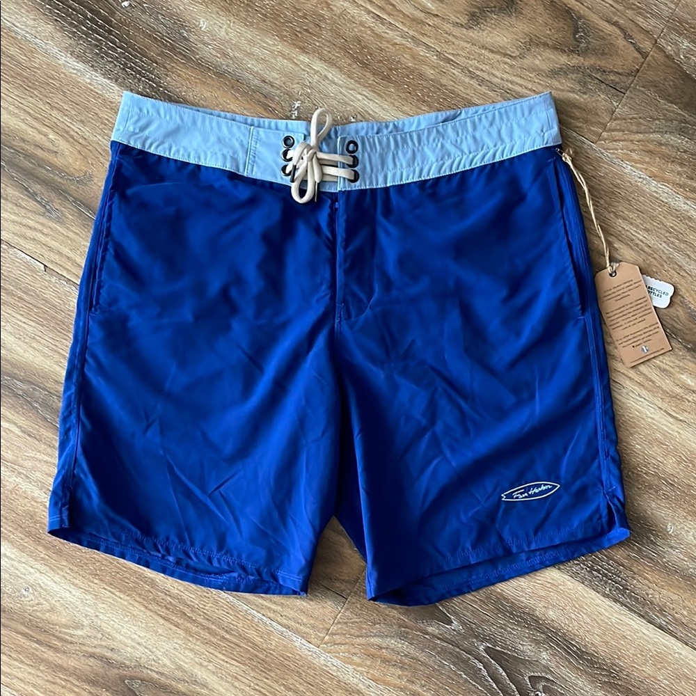 Fair Harbor Clothing Men’s Board Shorts NWT